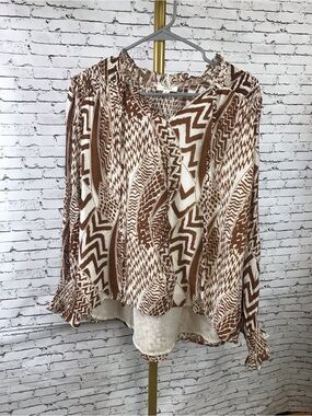 Avara | Brown & Cream Geo-Print Peasant Blouse size L